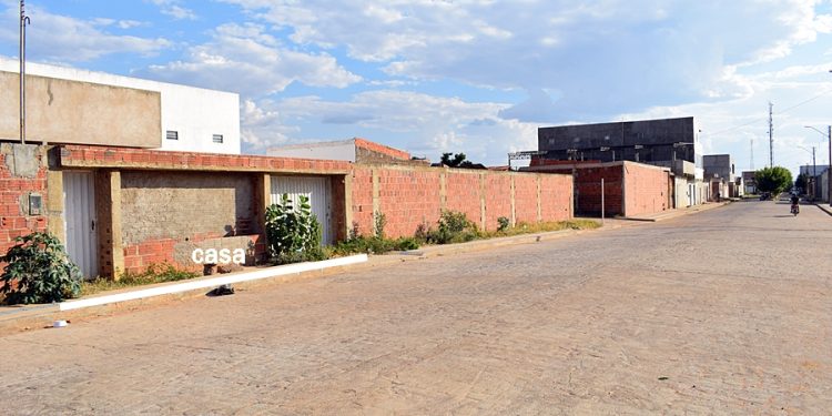 Vende-se casa em Paulistana