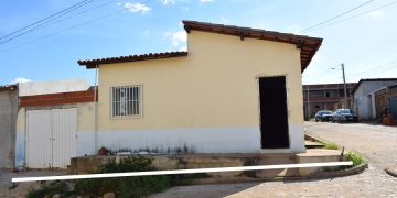 Vende-se casa no Bairro Santo Antônio, em Paulistana