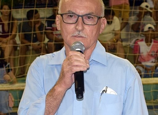 Prefeito Raimundo Júlio paga quase R$ 2 milhões de rateio do Fundeb aos professores de Queimada Nova