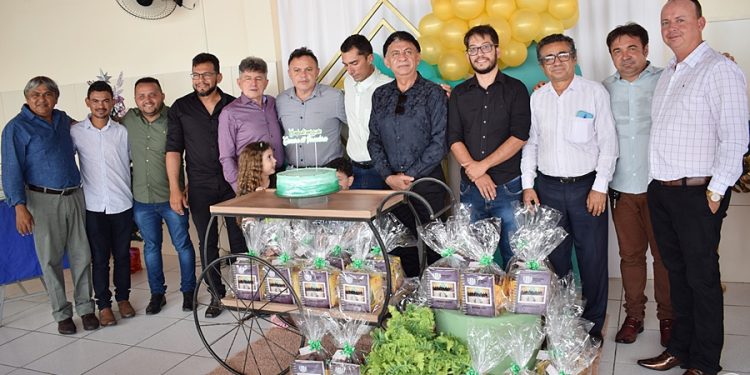 Câmara Municipal de Paulistana realiza Confraternização após seção de encerramento