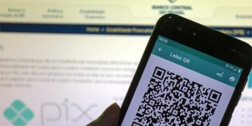 Criminosos aplicam golpes usando Pix e QR Code; veja dicas de como evitar