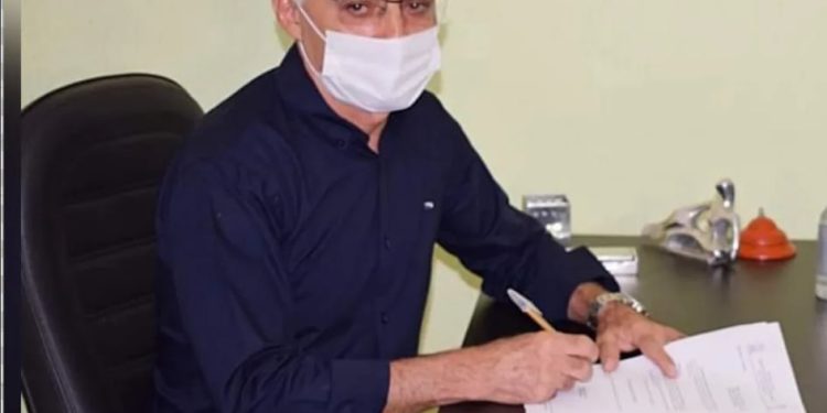 Prefeito Joaquim da Farmácia dará aumento de 33,24% aos professores garantindo integralmente o novo Piso Nacional