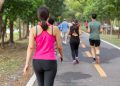 Os benefícios de caminhar uma hora por dia são inacreditáveis e convincentes
