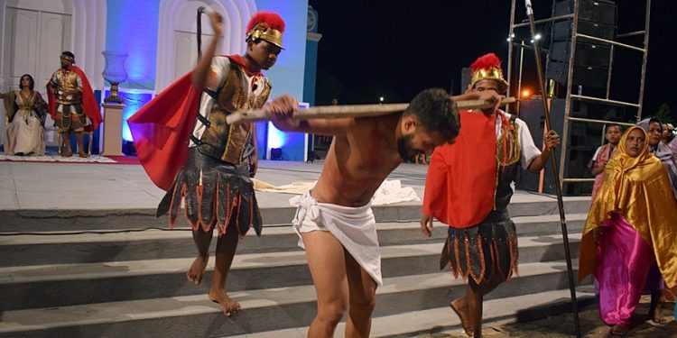 Encenação da Paixão de Cristo/2022 em Paulistana (veja as fotos)