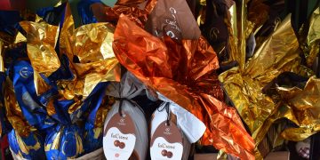 É Páscoa na Flor de Maria – A loja está repleta de chocolates Cacau Show
