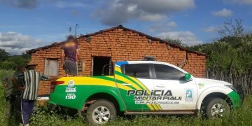 Dupla é presa suspeita de arrombamento e furto de bolas de arame farpado em São Francisco de Assis PI