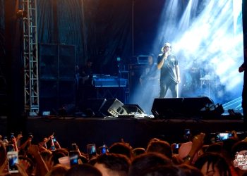 Show de Nattan agita público na  primeira noite da ExpoAcauã