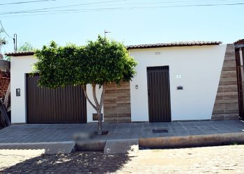 Vende-se esta casa em Paulistana