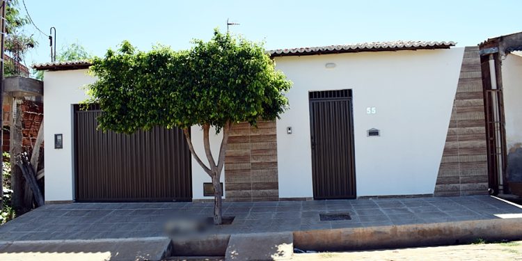 Vende-se esta casa em Paulistana