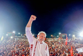 Lula participa de ato politico em Teresina, com multidão presente!