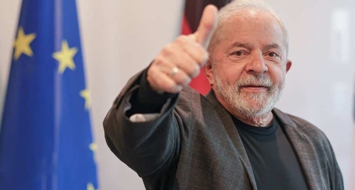 Lula é eleito pela terceira vez Presidente do Brasil