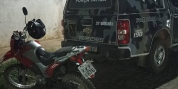 GPM de Queimada Nova e Força Tática apreendem motocicleta “dublê” com sinais adulterados
