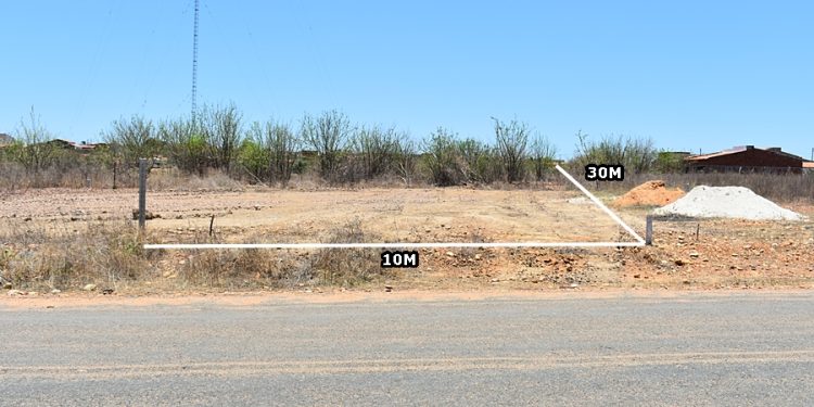 Vende-se excelente terreno de 10mX30, em Paulistana