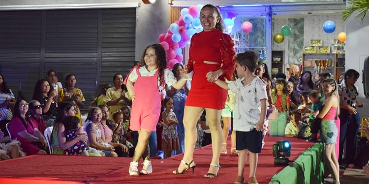 Loja Baby Brink Store promove evento/desfile de moda infantil (veja fotos)