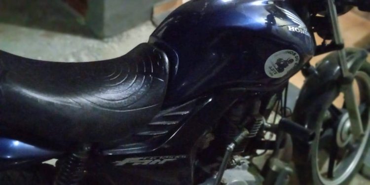 Após ser contido por populares, policia prende suspeito de furto de moto em Paulistana