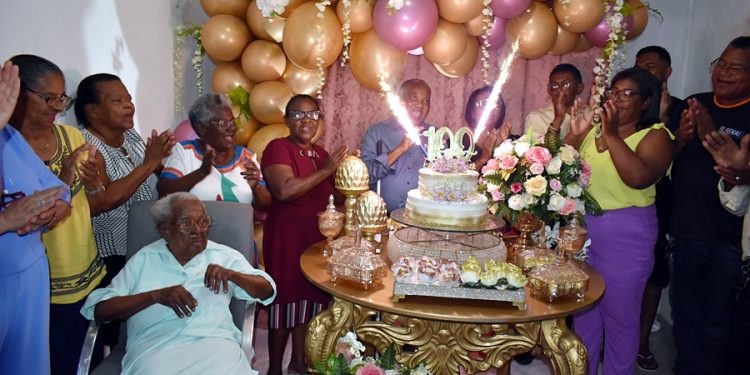 Davina 100 anos – Missa em Ação de Graças e Comemoração