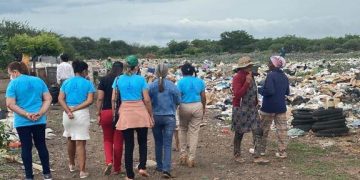 Pastoral da Boa Ação realiza missão solidária no lixão