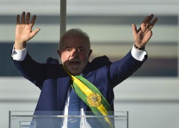 Lula toma posse como presidente do Brasil pela terceira vez