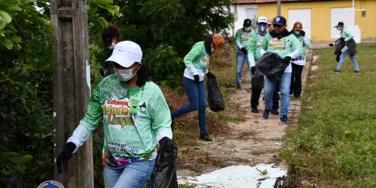 Prefeitura de Jacobina promove mutirão com “Bloquinho da Limpeza”, na Vila Pedra Redonda