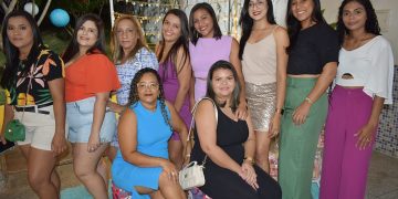 Luau de Dia das Mães do Colégio Mérito foi marcado por alegria e muita música ao vivo