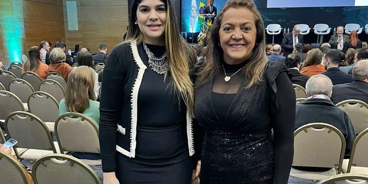 Dra. Elizabete Feitosa e Dra. Rafaella Feitosa do Laboratório Betesda participam do 48º Congresso Brasileiro de Análises Clínicas