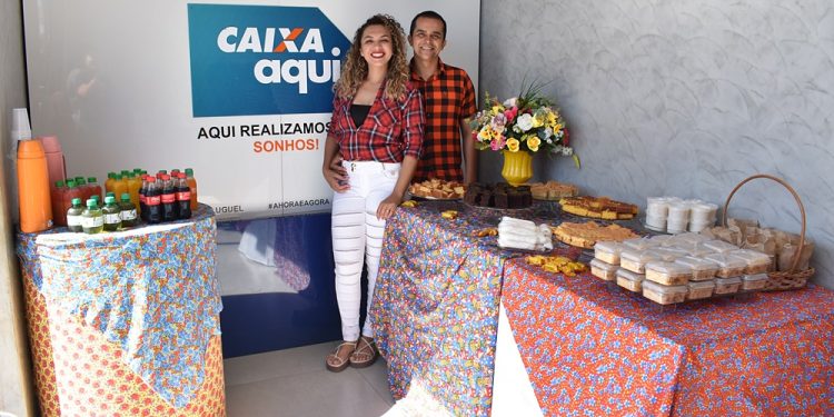 Caixa Aqui do Fabio celebra são joão com um belissímo coffee break junino