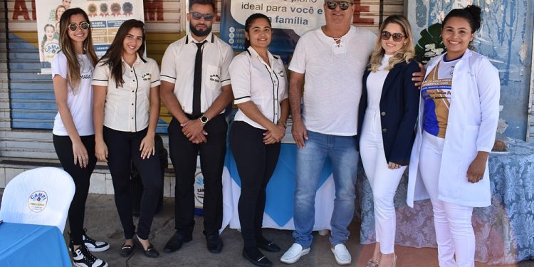 Equipe Comercial do Plano de Assistência Familiar Camprev (Campi Vida Eterna) Realiza Ação Social e Divulgação do Plano Funerário em Paulistana