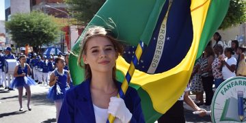 Tributo à Pátria: Paulistana Brilha em Desfile Cívico no 7 de Setembro