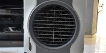 Para venda: Climatizador de 45 litros da marca Climat, usado apenas 4 vezes.