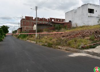 Vende-se este terreno em Paulistana