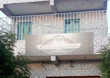 Oportunidade em Paulistana: Casa com Salão Comercial à Venda na Avenida Transnordestina