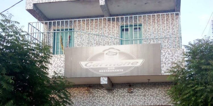 Oportunidade em Paulistana: Casa com Salão Comercial à Venda na Avenida Transnordestina