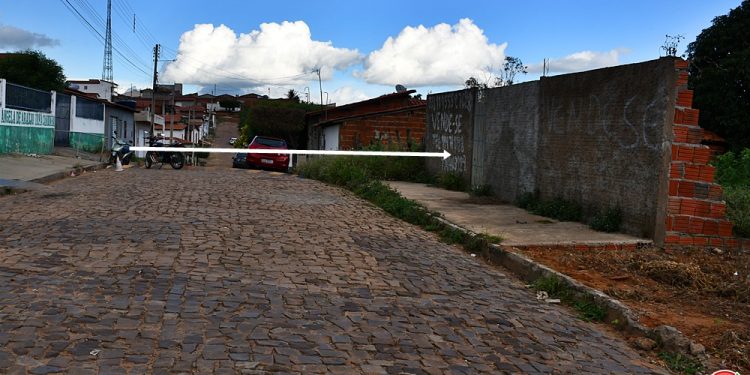 Vende-se Terreno de 10×30 em Paulistana, localizado no Bairro Santo Antonio, Rua Travessa Guanabara