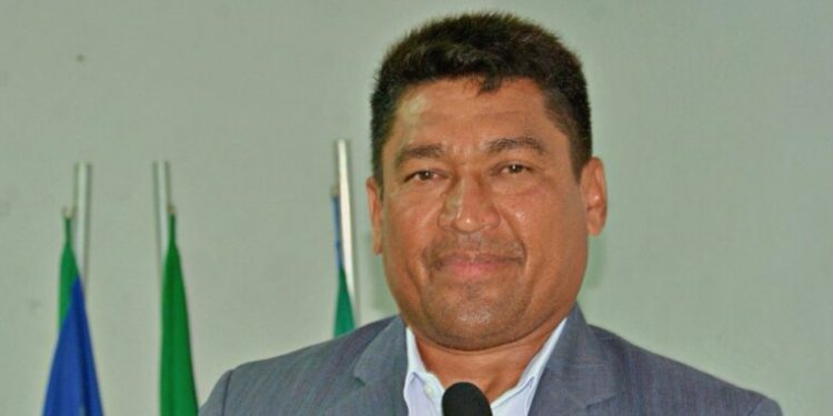 Vereador Chico Oseas Deixa Oposição e Apoia Grupo do Prefeito Joaquim Neto em Patos do Piauí