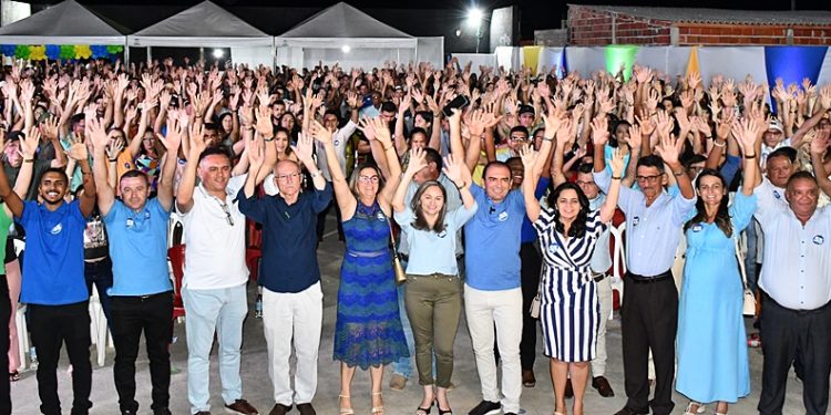Gilmar e Nazaré Lançam Pré-Candidatura em Encontro do PSD em Queimada Nova