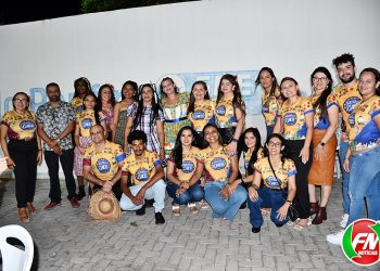 Arraiá do Chico Agita Escola São Francisco em Clima de São João