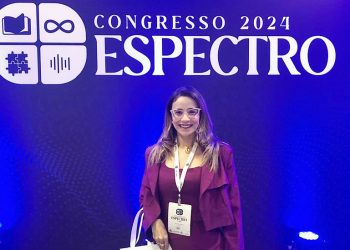 Psicóloga Amanda Airam Participa do Maior Congresso sobre Espectro Autista no Brasil