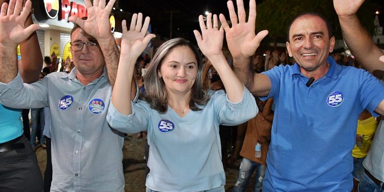 Caminhada e Inauguração de Comitê Marcam Lançamento da Campanha de Gilmar Macedo e Nazaré em Queimada Nova
