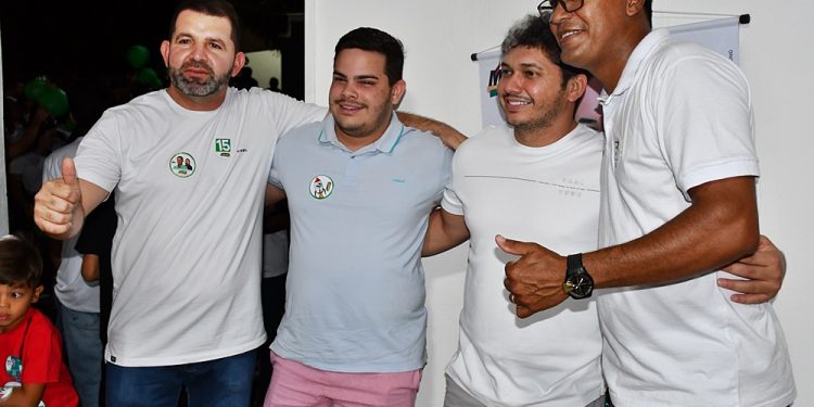 Comitê de Vanderlei e Alex é Inaugurado em Jacobina do Piauí com Passeata e Encontro de Jovens