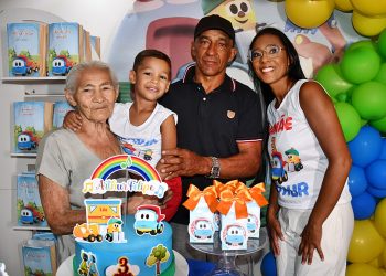 Celebração Especial: O 3º Aniversário de Arthur Felipe