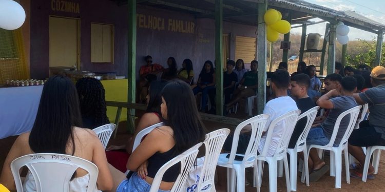Prefeitura de Patos do Piauí promove roda de conversa em alusão ao Setembro Amarelo