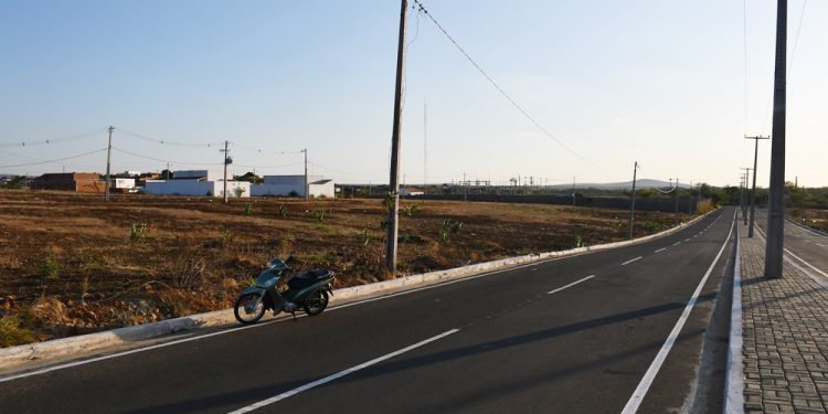 Loteamento Dona Esmeriana oferece condições especiais de pagamento para aquisição de terrenos em Paulistana-PI