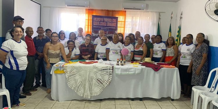 Roda de Conversa com Idosos Celebra o Dia do Idoso no CRAS