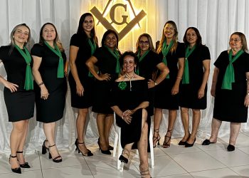 Loja Maçônica Acácia Paulistanense Inicia Novos Membros e Realiza Solenidade de Comendas