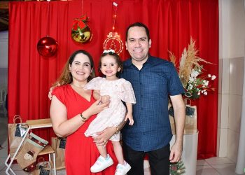 Clínica Ruanna Góis Celebra Confraternização e Deseja um Feliz Natal a Todos
