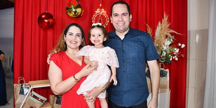 Clínica Ruanna Góis Celebra Confraternização e Deseja um Feliz Natal a Todos