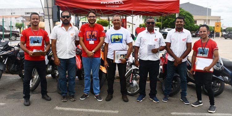 Harmonia no Trânsito: Respeito e Segurança para Todos em Paulistana-PI