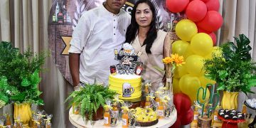 Hélio celebra seus 40 anos em grande estilo com amigos e familiares