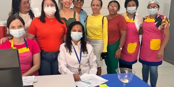 A estratégia de vacinação contra Influenza segue em Paulistana com Acompanhamento das Secretarias de Saúde e Assistência Social e a Coordenadora da Atenção básica e Imunização .