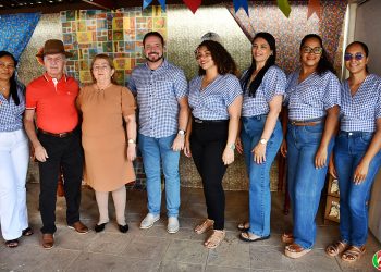 Arraiá da Clínica Centrolab anima a sexta-feira com comidas típicas, brincadeiras e muito forró